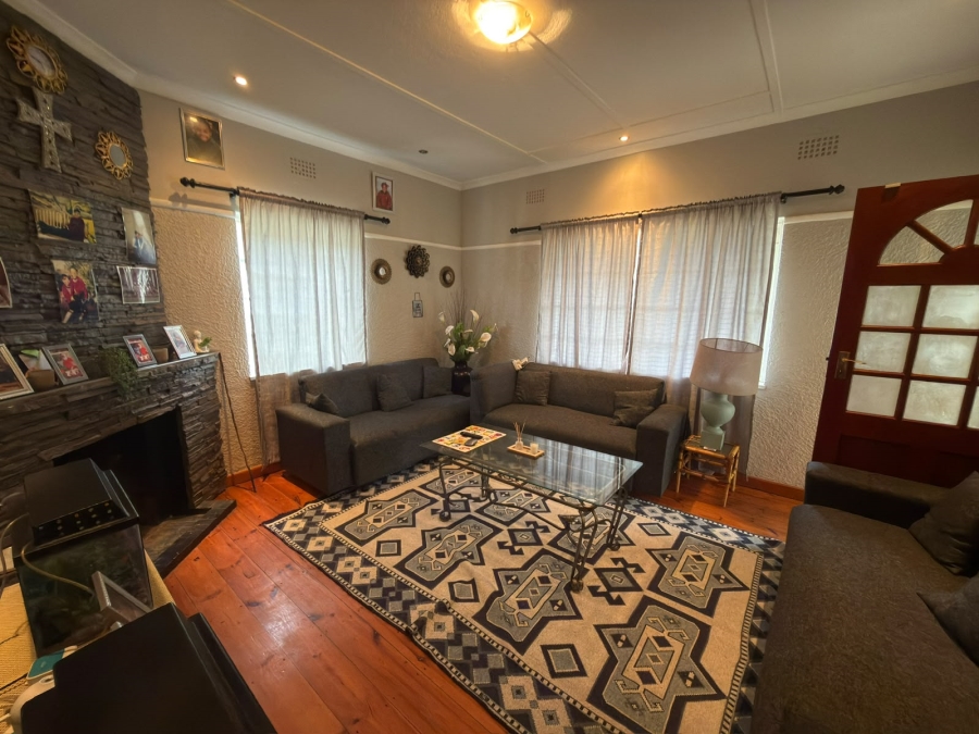 4 Bedroom Property for Sale in Rouxpark Western Cape